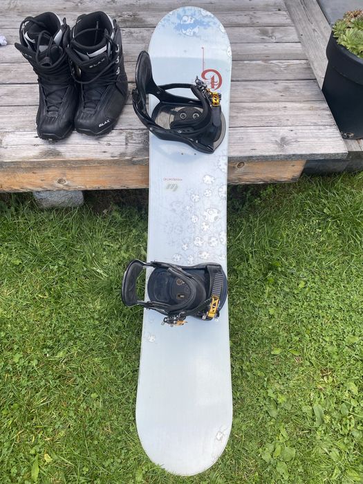 Deska snowboardowa 140 cm buty rozmiar 39