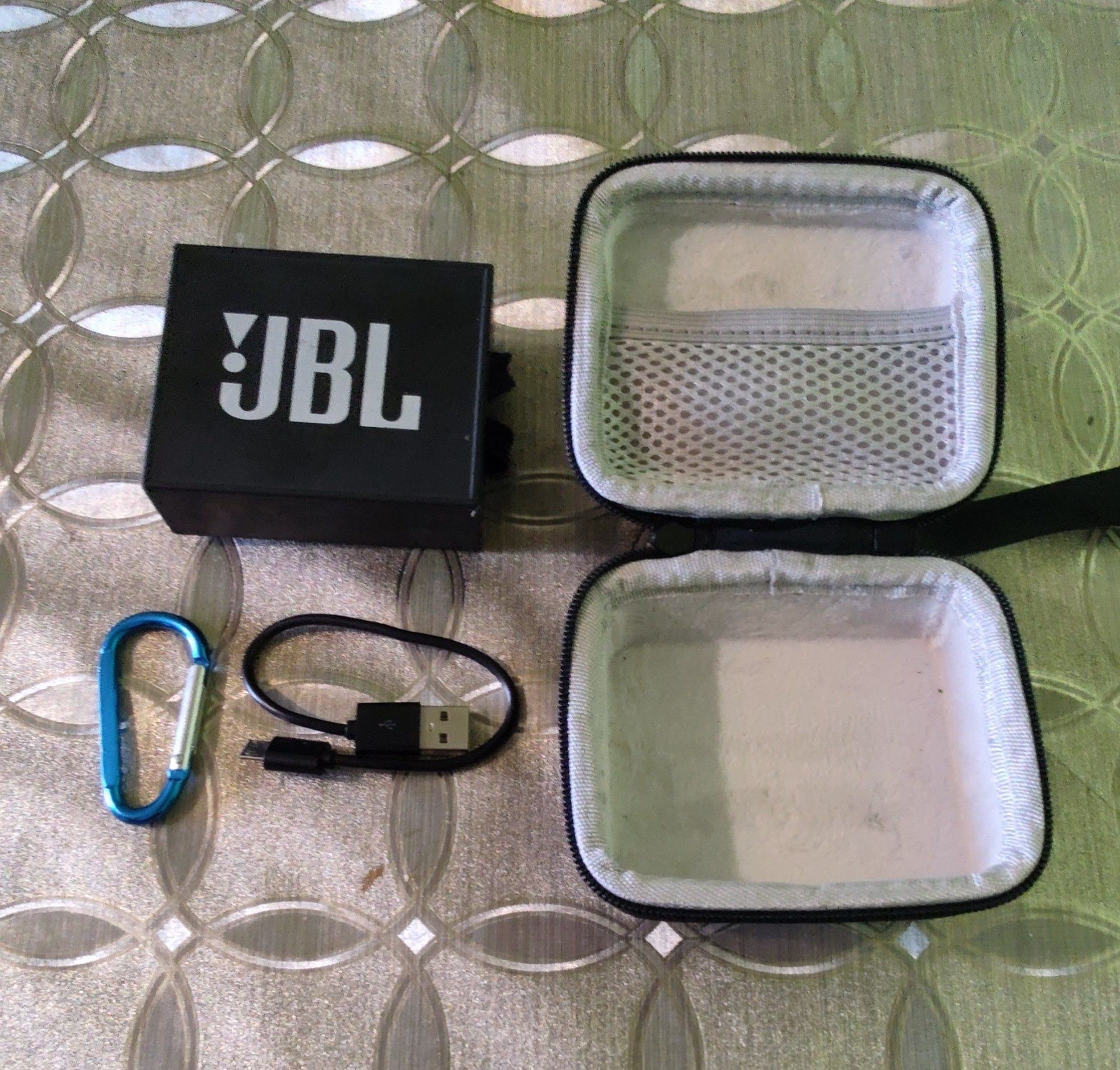 Głośnik JBL GO używany
