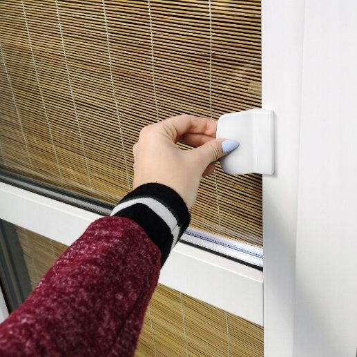 Zatrzask balkonowy uchwyt klamka do drzwi pochwyt palacza Srebrny