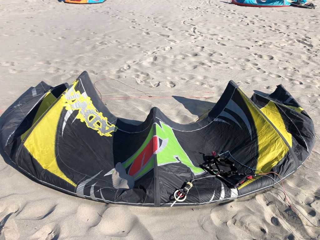 Kite Advance com barra 7 Metros em muito bom estado