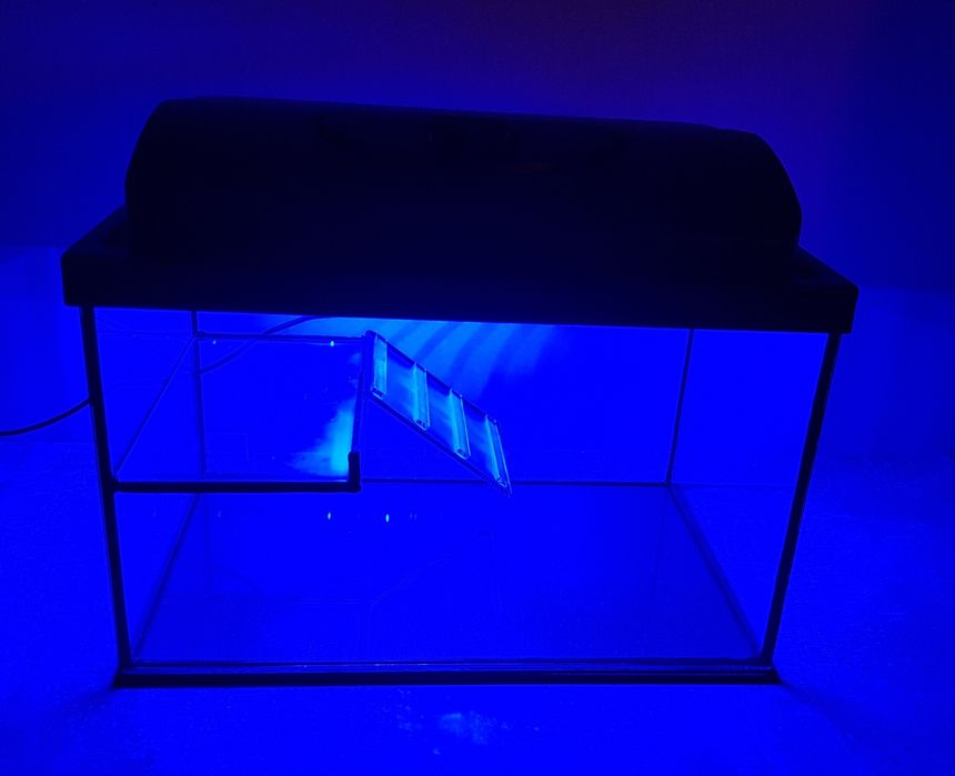 Terrarium dla żółwia wodnego 40 z pokrywą ledowa