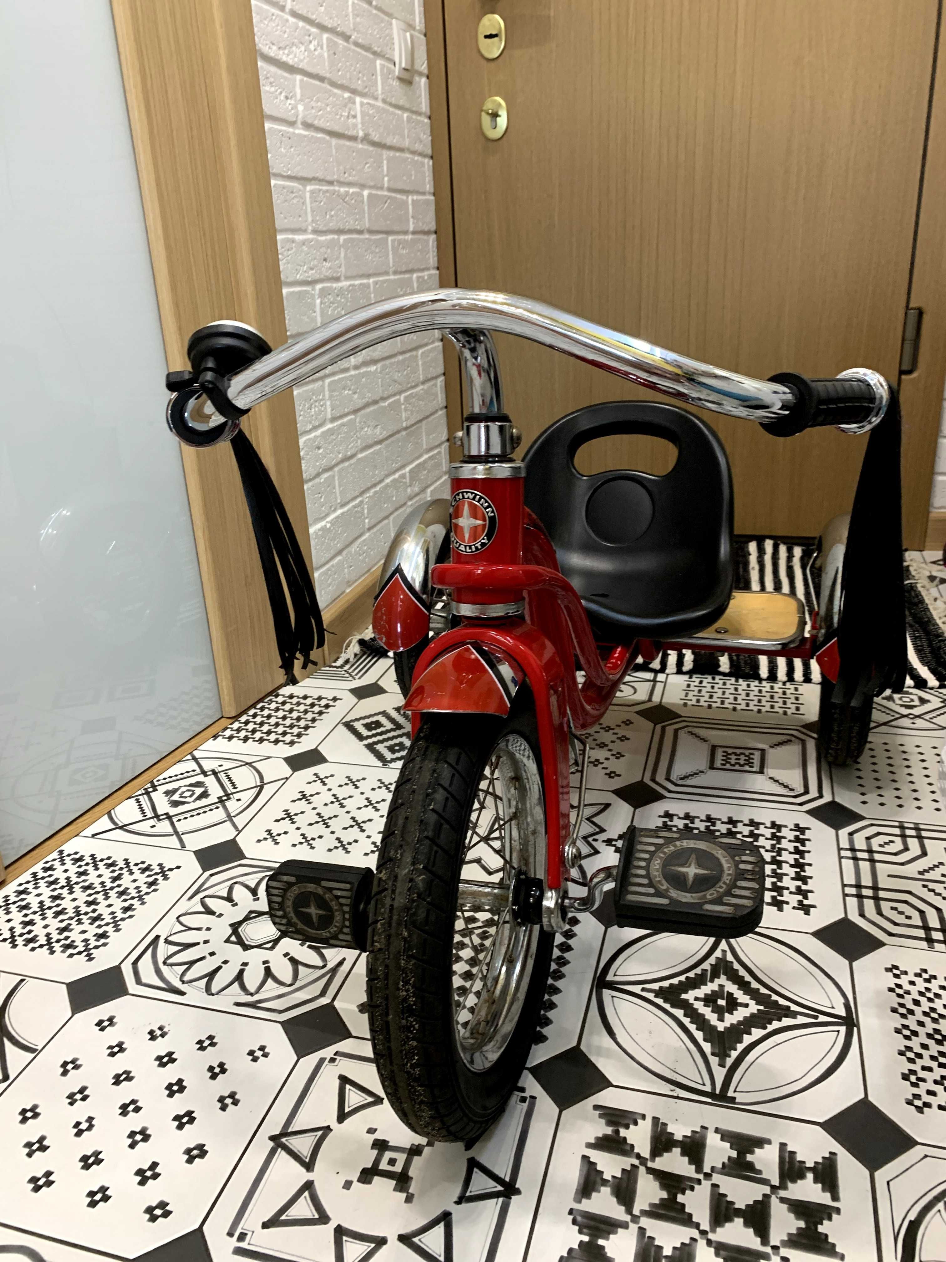 БУ триколісний велосипед Schwinn Roadster