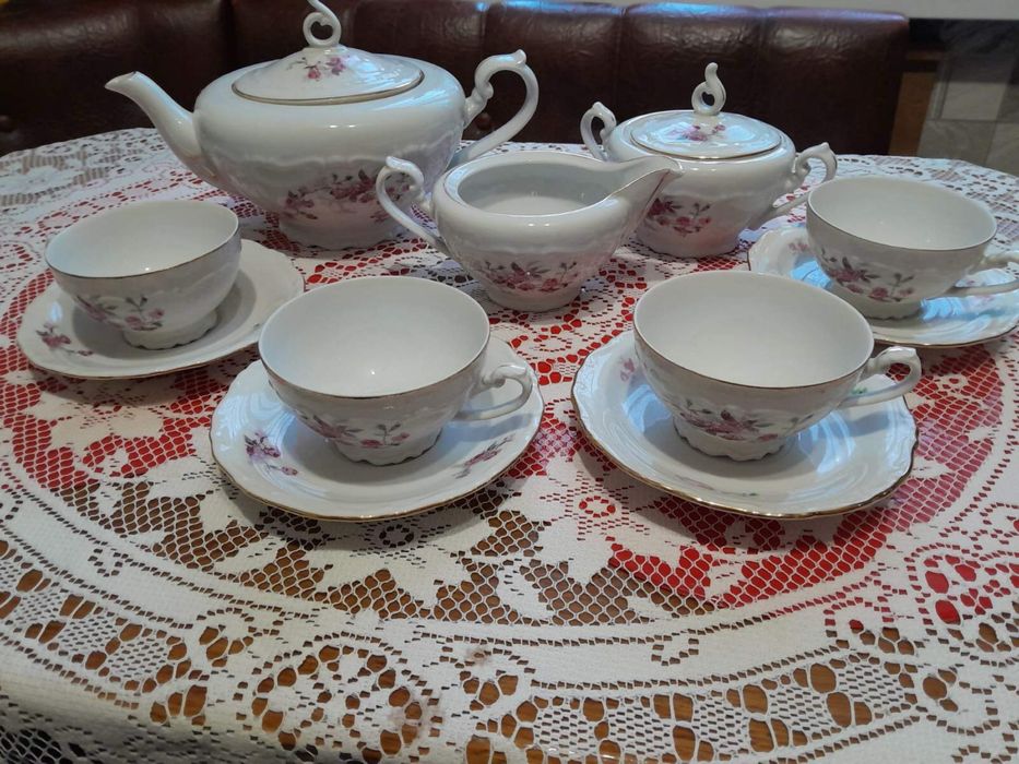 Чехословацький парцеляновий чайний сервіз
