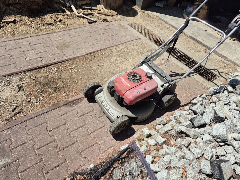 Kosiarka honda hr2150