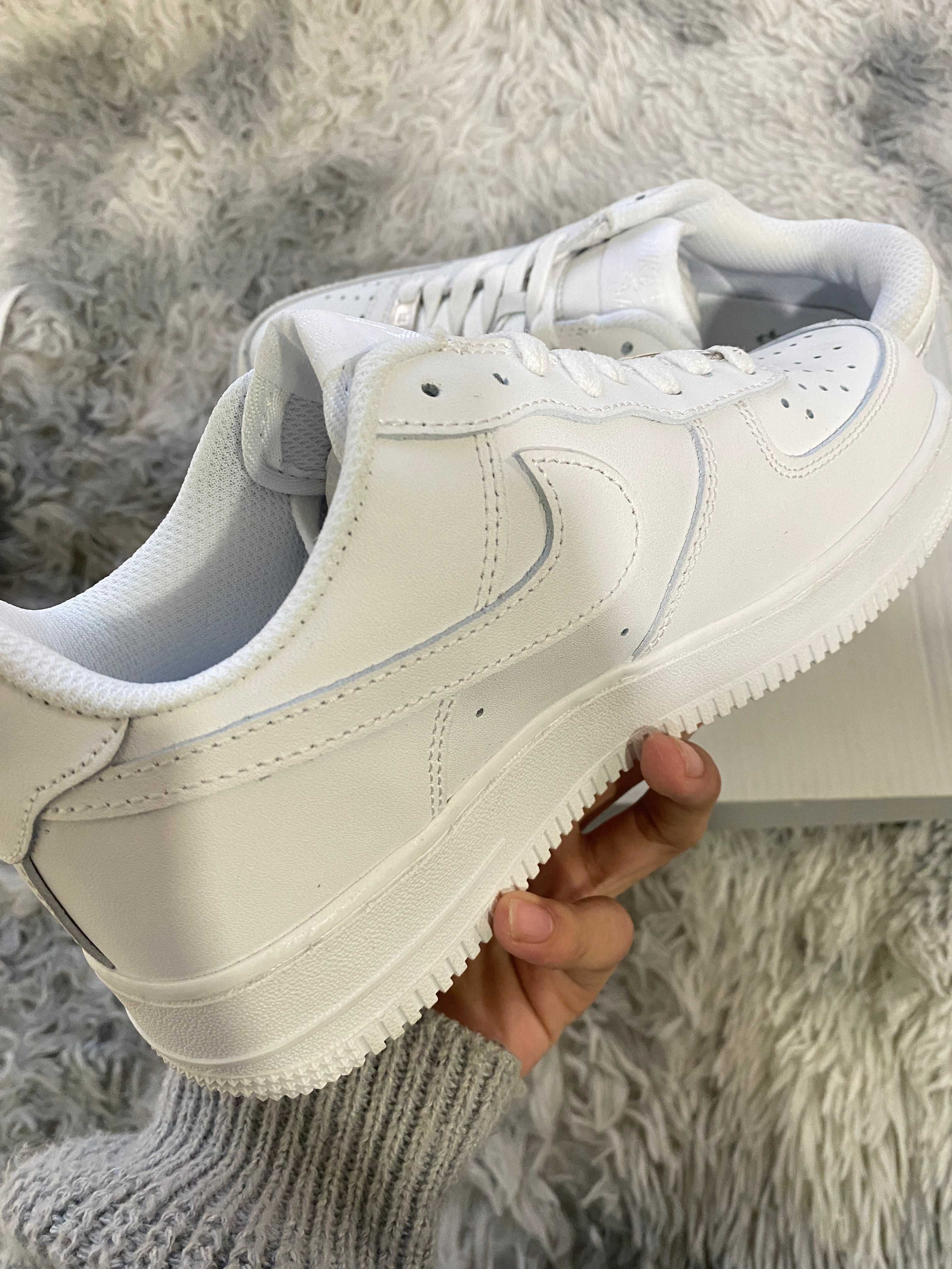 Nike Air Force 1 Low '07 White 43