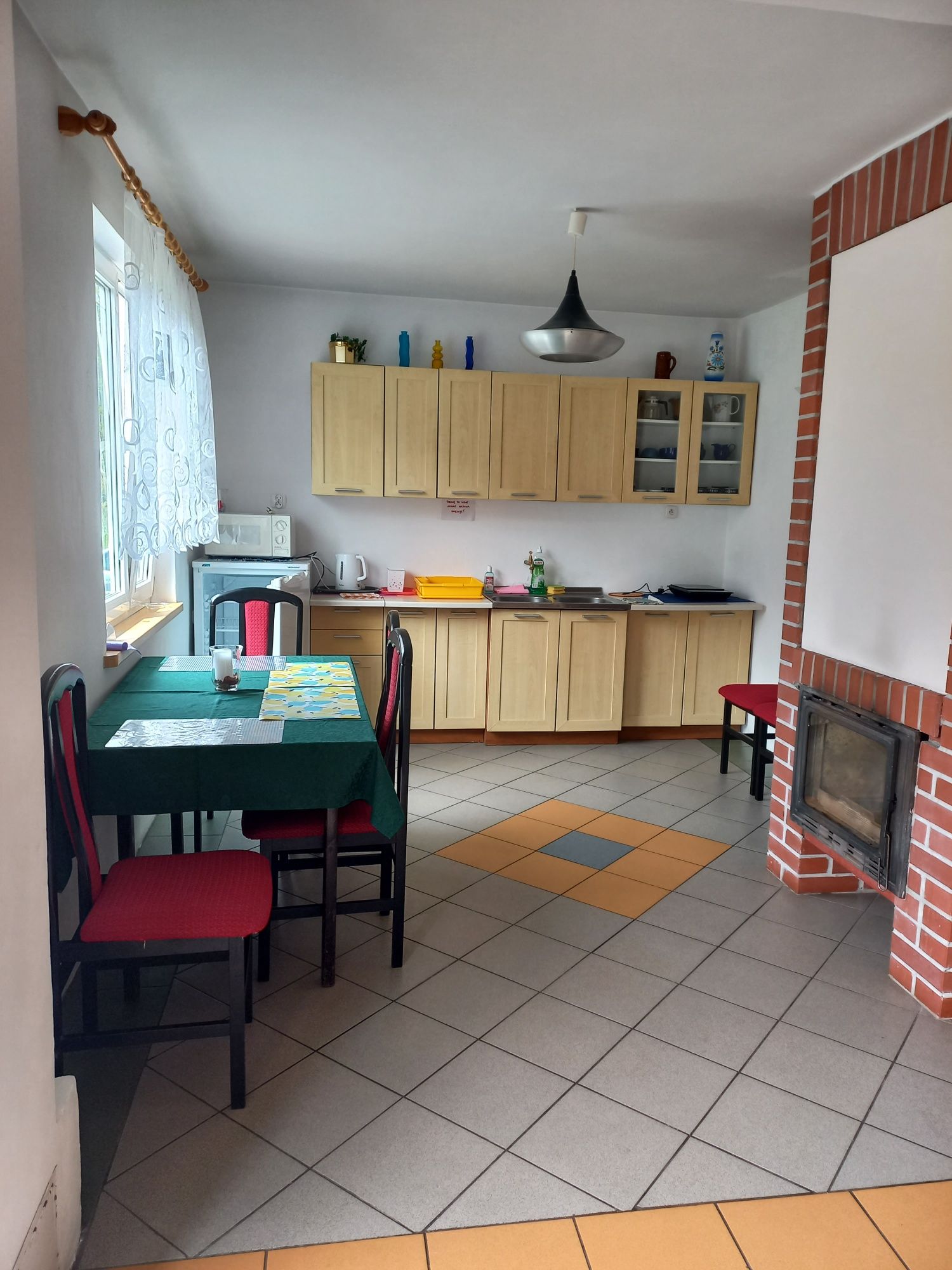 Rowy Noclegi-weekendy-pokoje -wypoczynek Dom Wczasowy Orzechowa