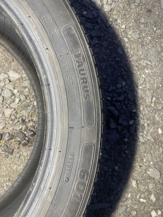 Шини зимові Taurus 245 45 r18