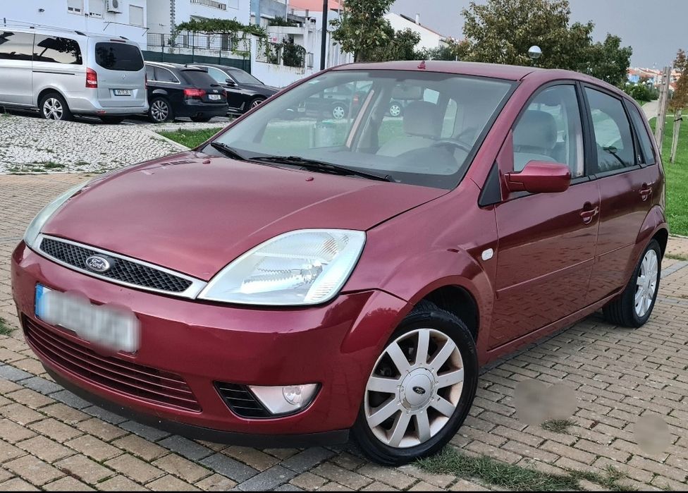 Ford fiesta 75cv 16v impecável revisão completa