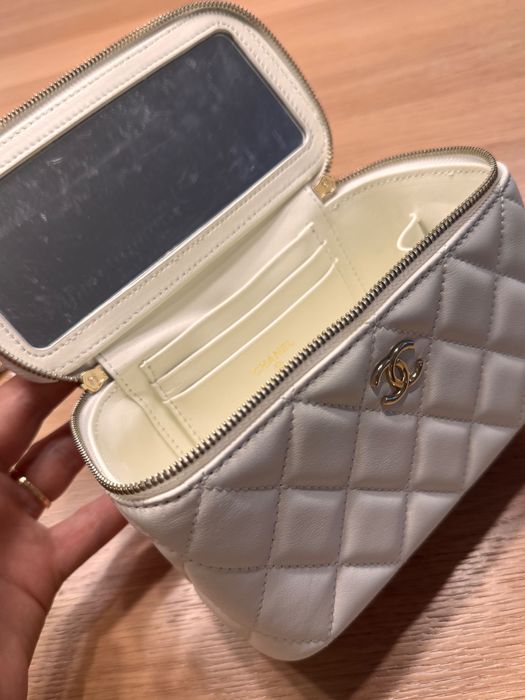 Torebka kuferek chanel nowa biała