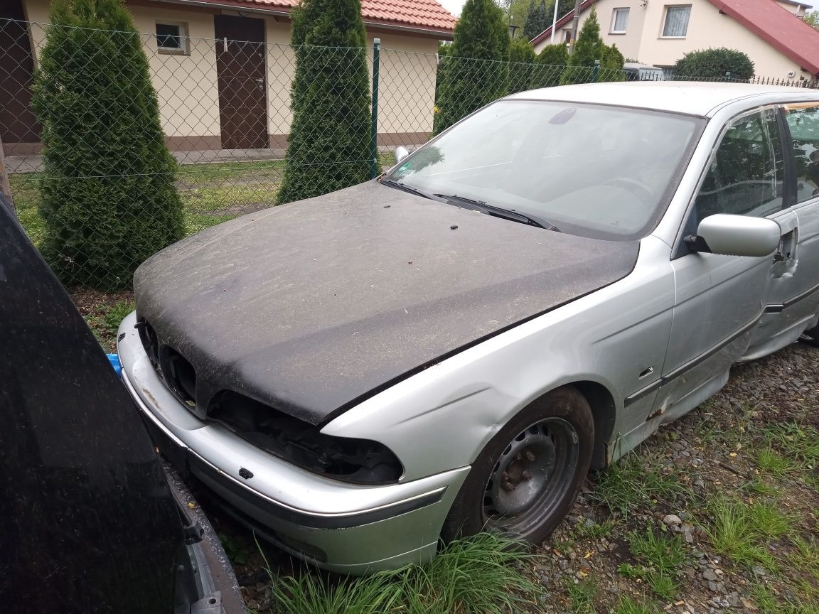 BMW 523 E39  na części