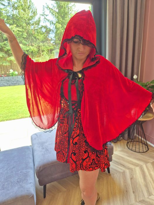 Strój,przebranie Czerwony Kapturek