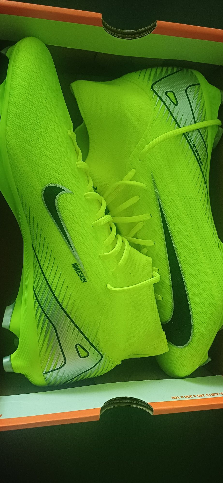 Chuteiras Nike skin