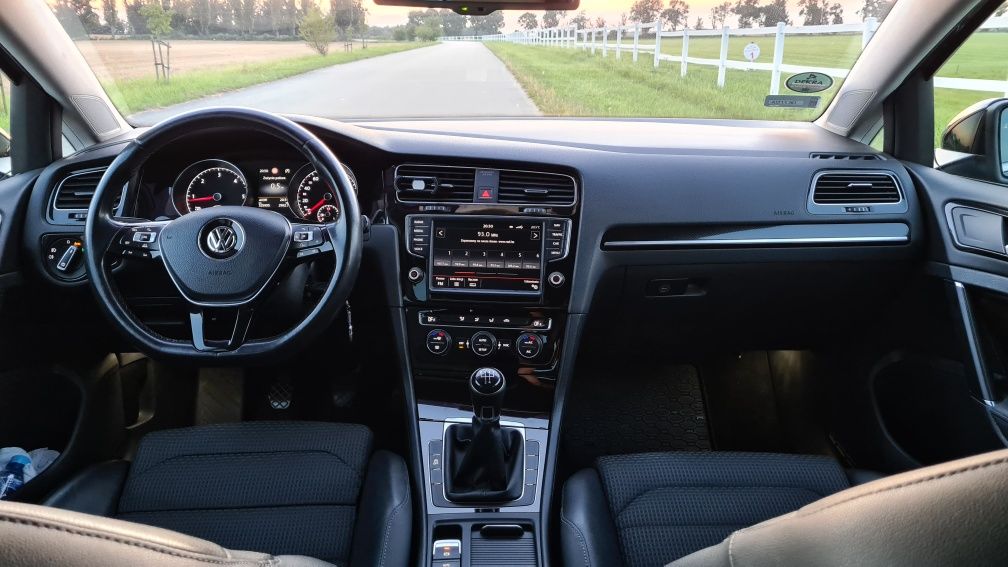 Volkswagen Golf 7  VII R-Line 1.6TDI