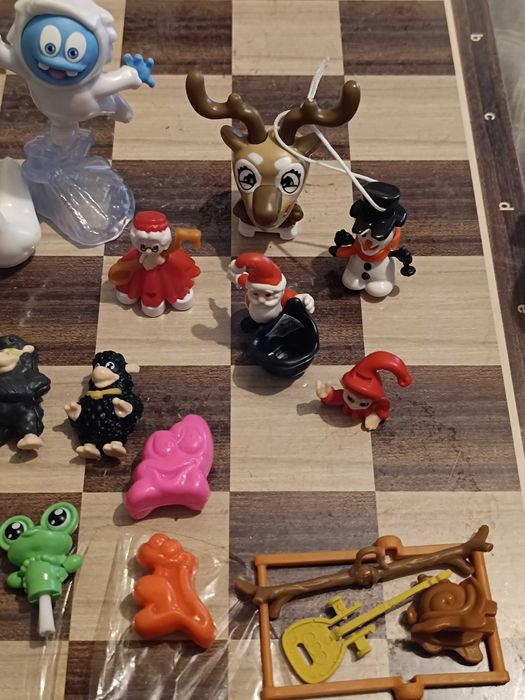 25 figuras bonecos desenhos animados