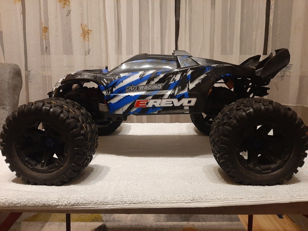 Traxxas Erevo 2.0 duzy zestaw