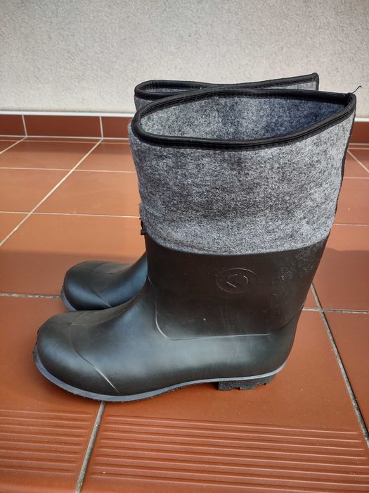 Sprzedam gumofilce rozmiar 46 duże