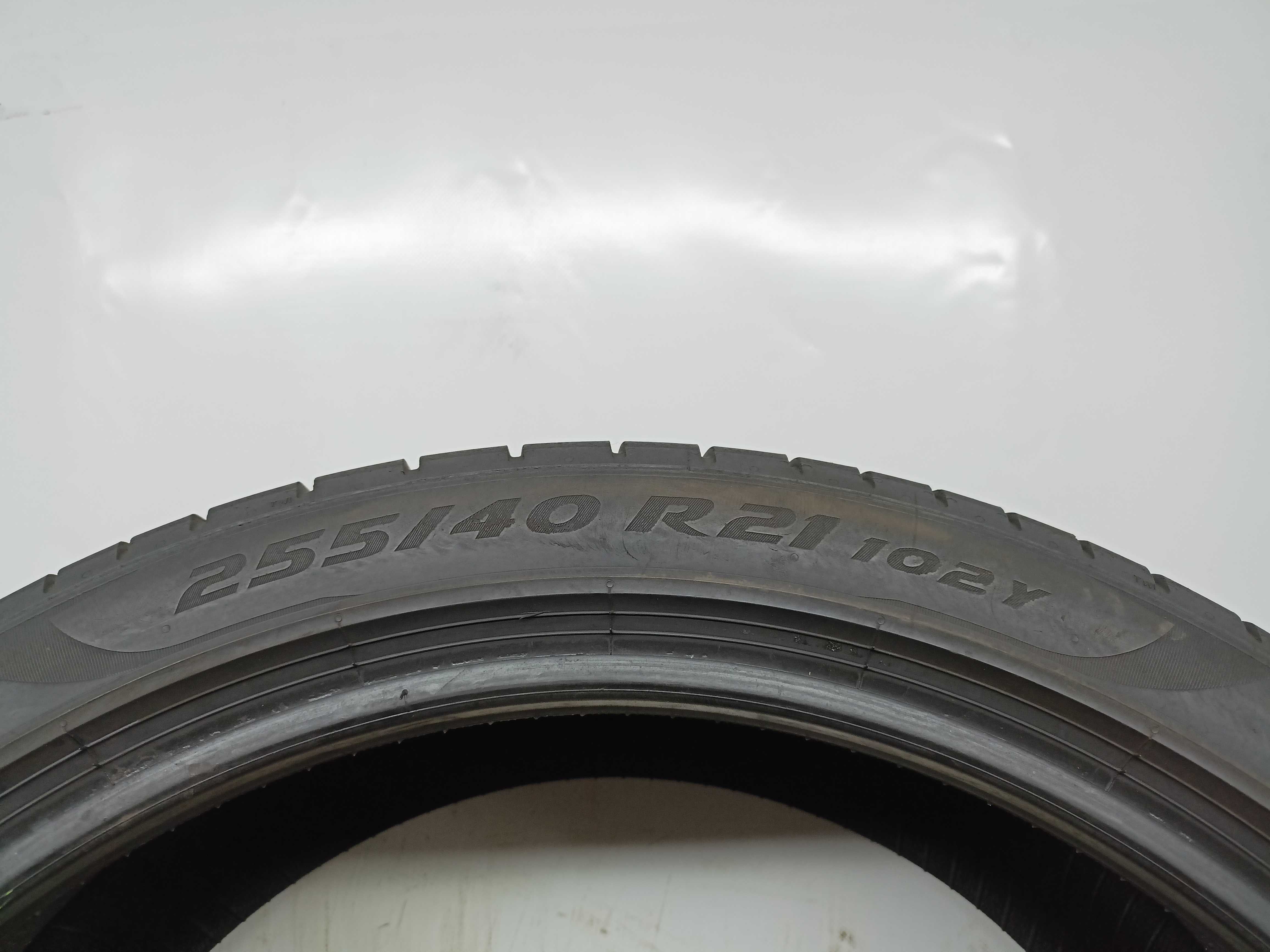 Pirelli Pzero 255/40/21 2021rok 102Y 5,6mm (2137)