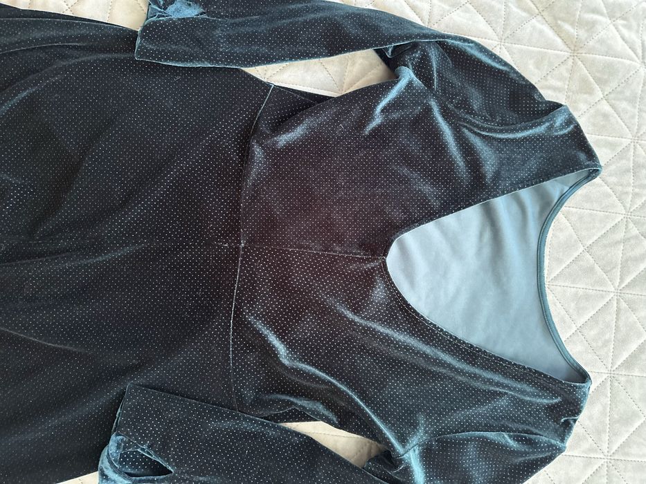 Вечірня сукня з оксамиту