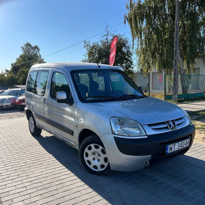 Na sprzedaż Peugeot Partner 1.6D//Gwarancja//Nowy Rozrząd//Klima//HAK/