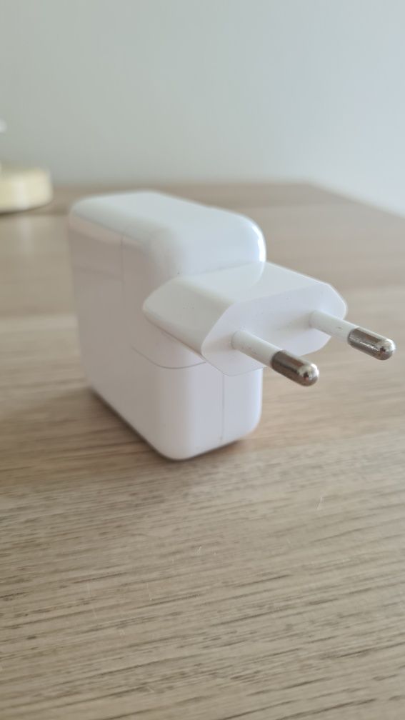 Apple 30W USB-C Power Adapter