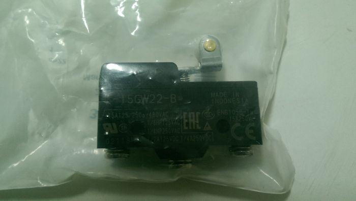 Micro Switch Omron Z - 15GQ22-B + Z - 15GW22-B novos.