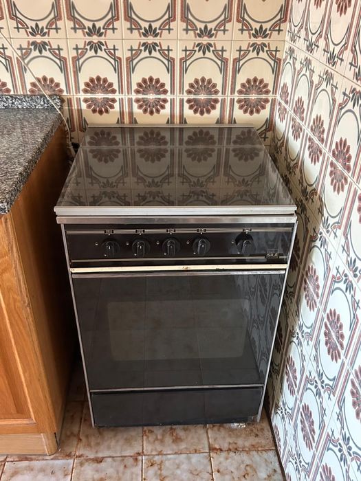Moveis de cozinha com eletrodomésticos