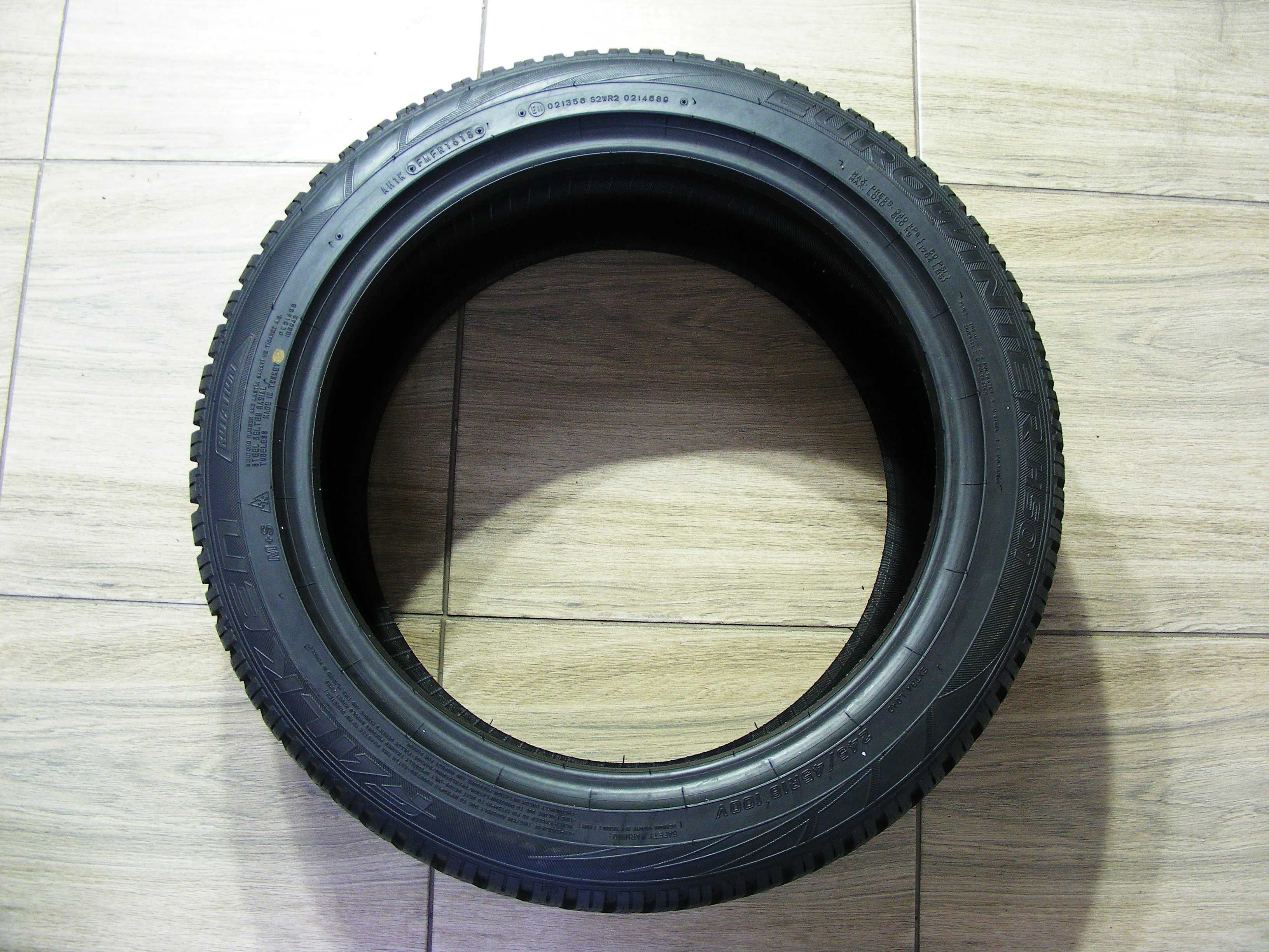 Зимова гума 245/45/18 -4 шт. Falken Eurowinter HS 01 .