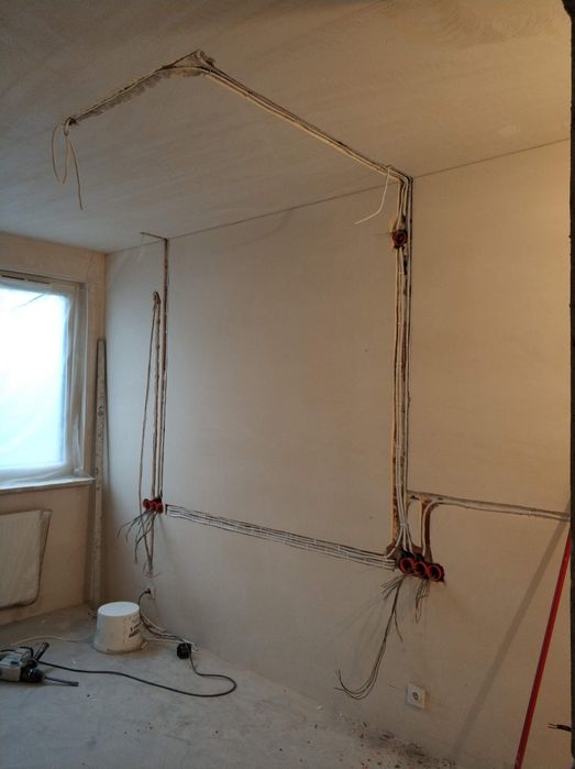 Elektryk, prace elektryczne, podłączenie płyty - Warszawa, okolice