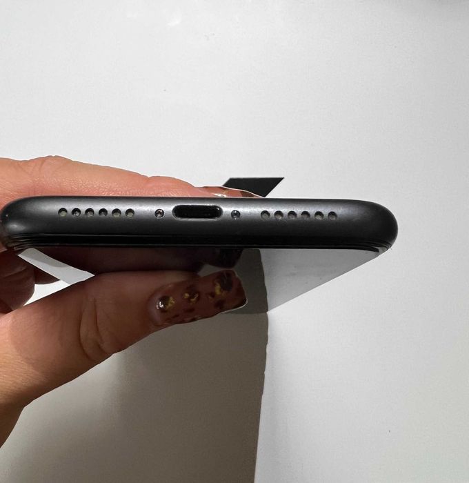 iPhone 11 128GB Stan Bardzo Dobry