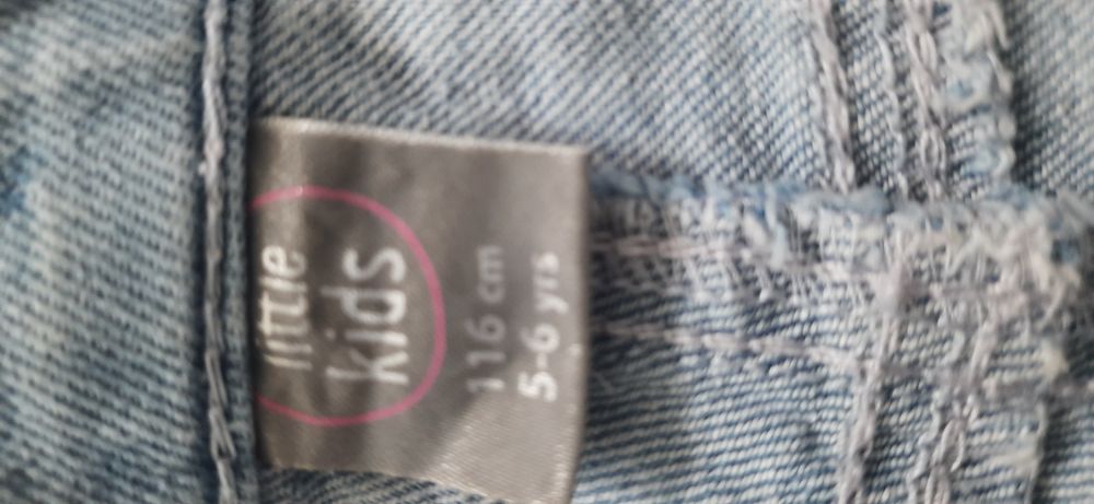 Spodnie jeansowe roz. 116