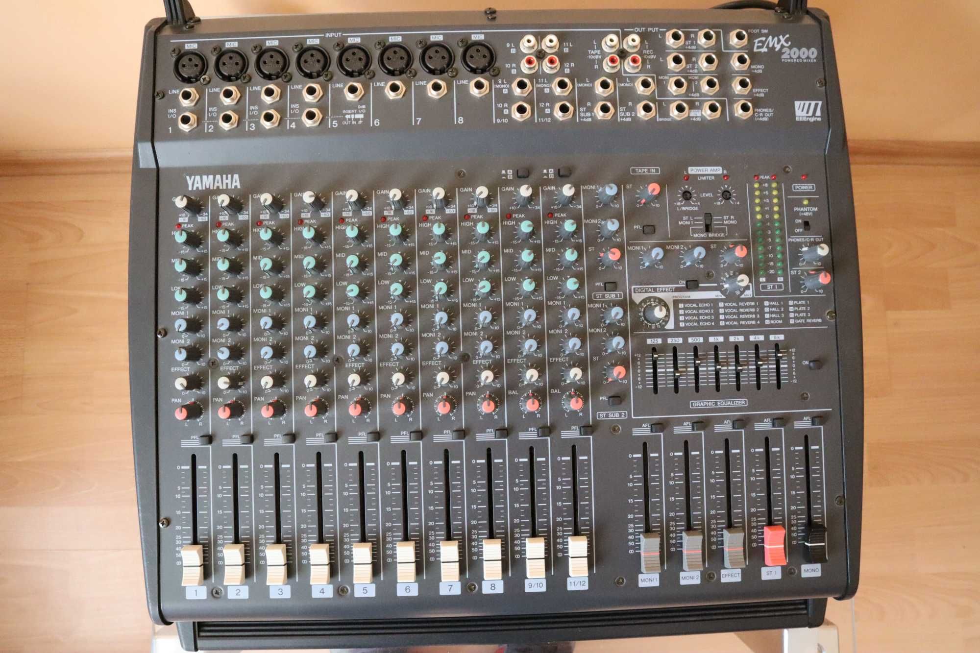Yamaha EMX2000 Powermixer