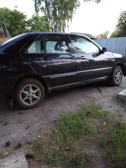 Продам авто в гарному стані продаю бо є інше авто