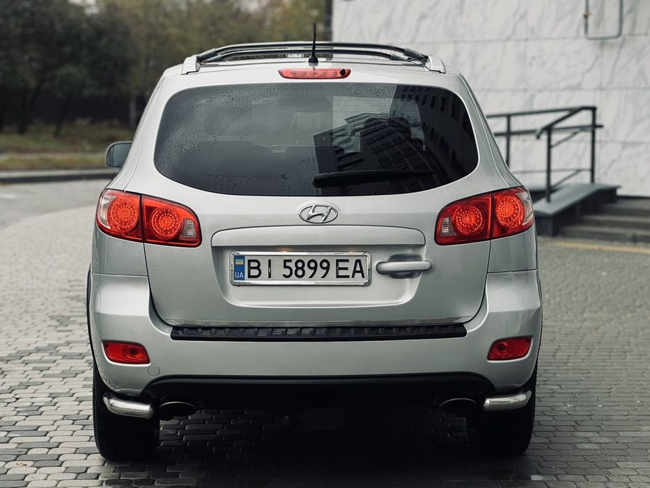 Продам Hyundai Santafe 2,2 дизель