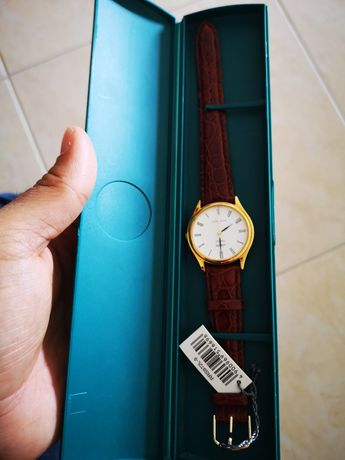 Vendo relógio clássico lorus