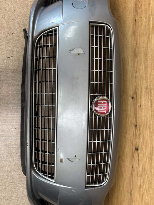Zderzak przedni fiat grande punto kolor 595/a