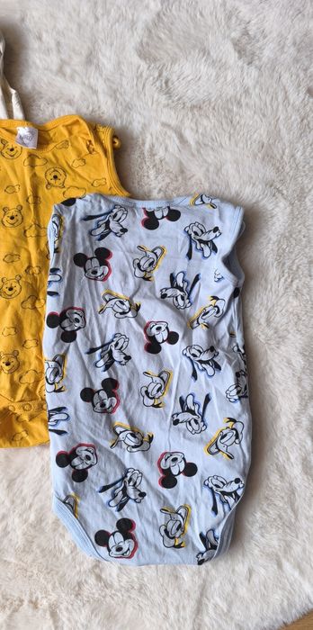 Zestaw trojpak body niemowlęce Disney idealne pod bluzki rozmiar 86 92