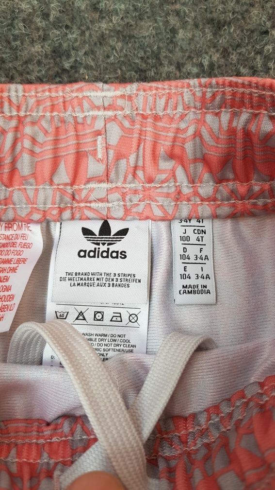 Спортивные штаны adidas 3-4г
