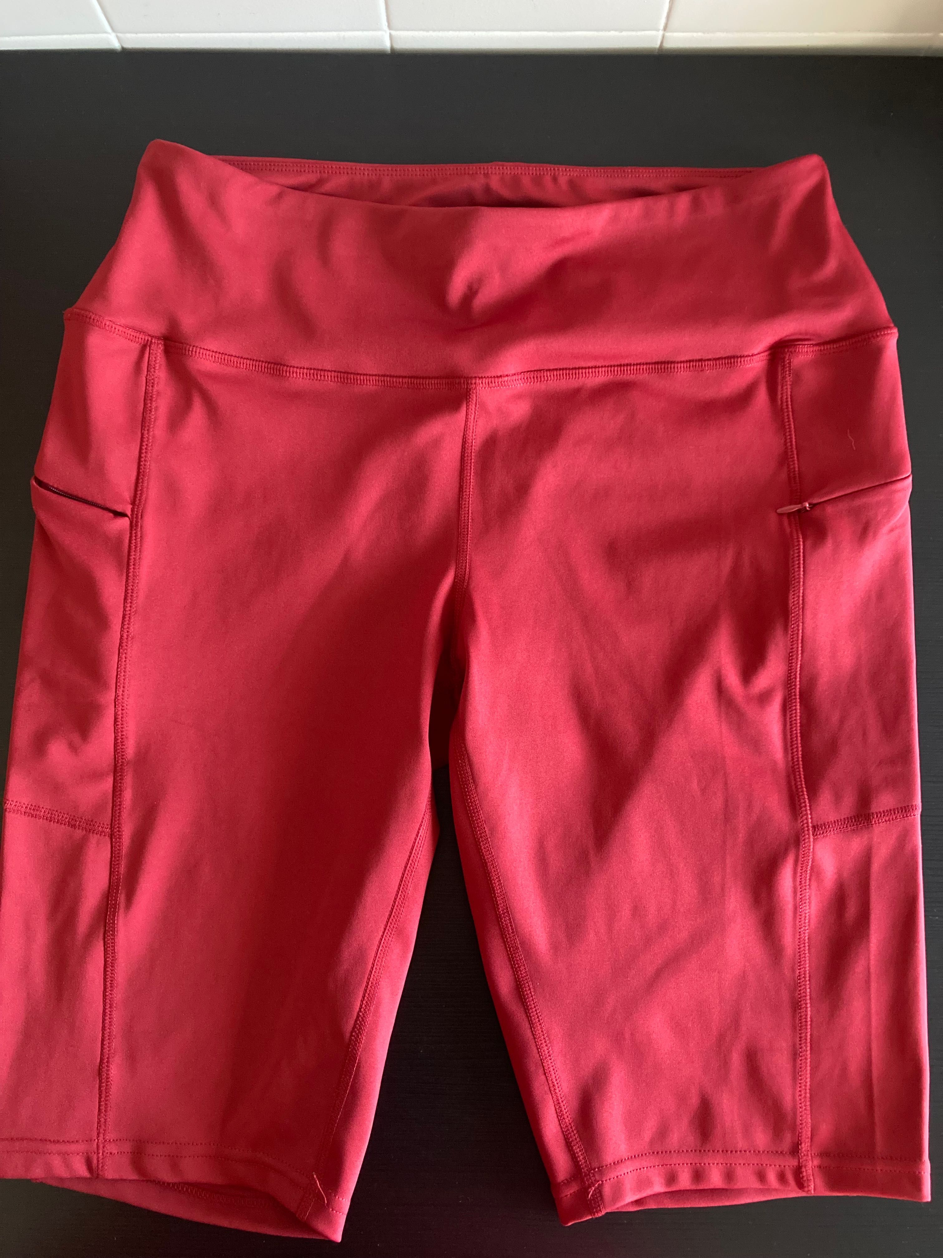 Calção malha 15% spandex, 2 bolsos com zip