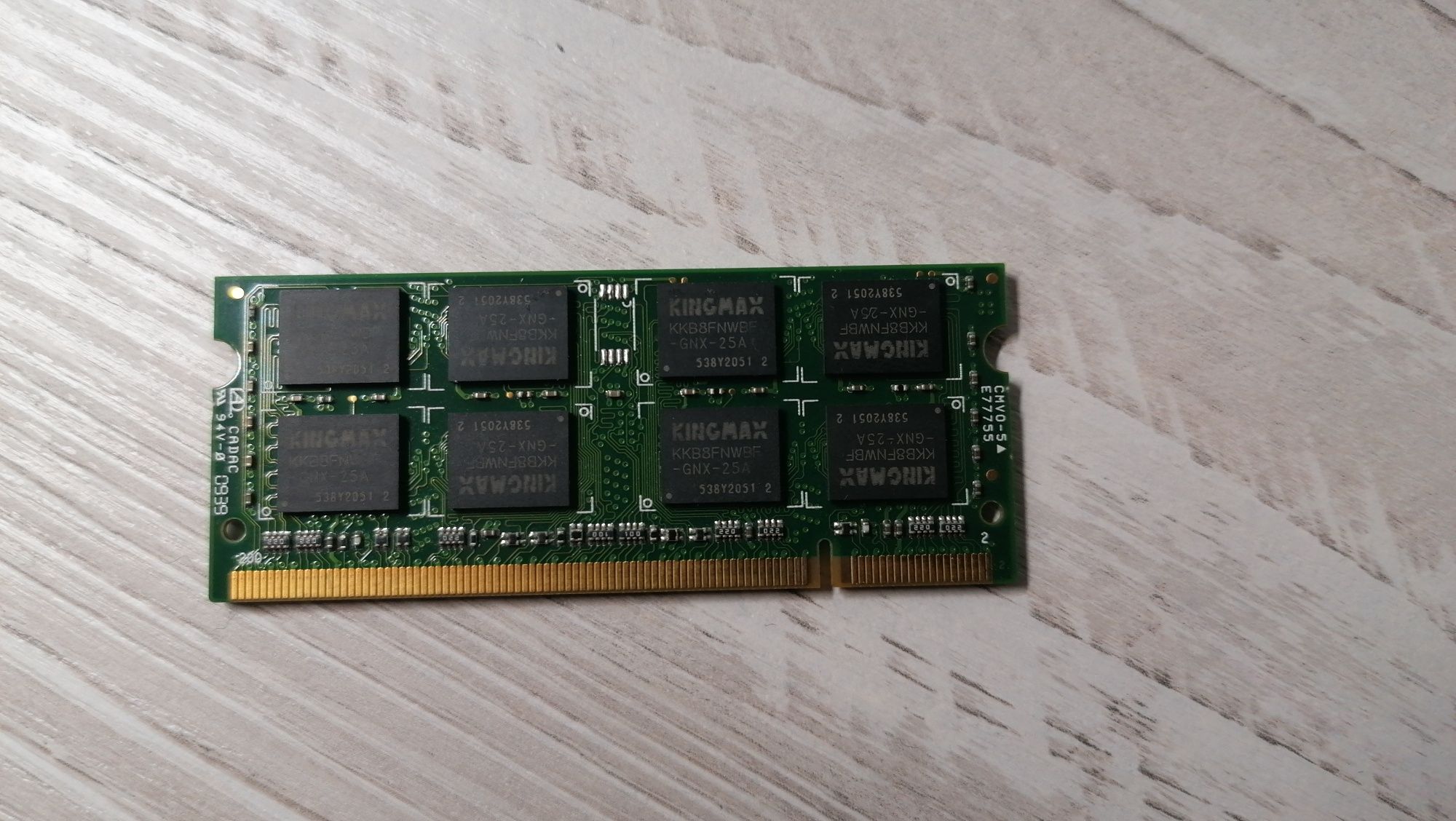 Память DDR2 2GB