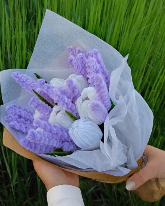 Букети з сенильної проволки