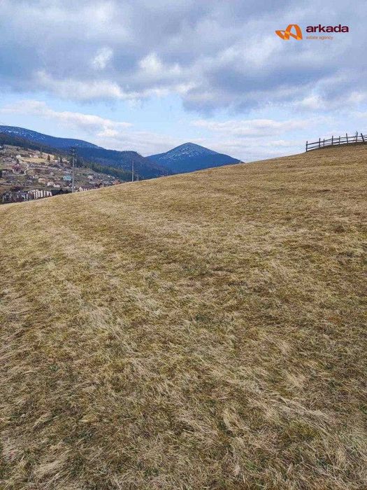 Велика земельна ділянка під забудову у Буковелі