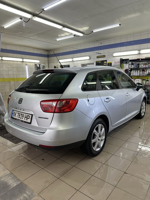 Ідеальний Seat Ibiza 2010 комплектація Ecomotive