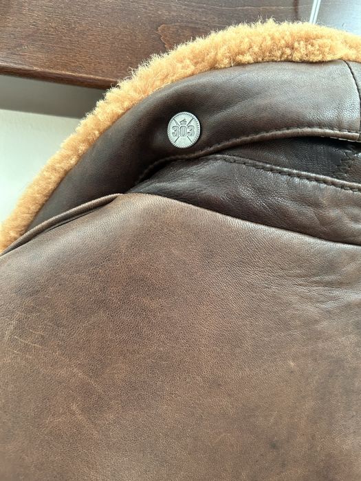 Brązowa kurtka skórzana pilotka Ochnik dywizjon 303 r. S