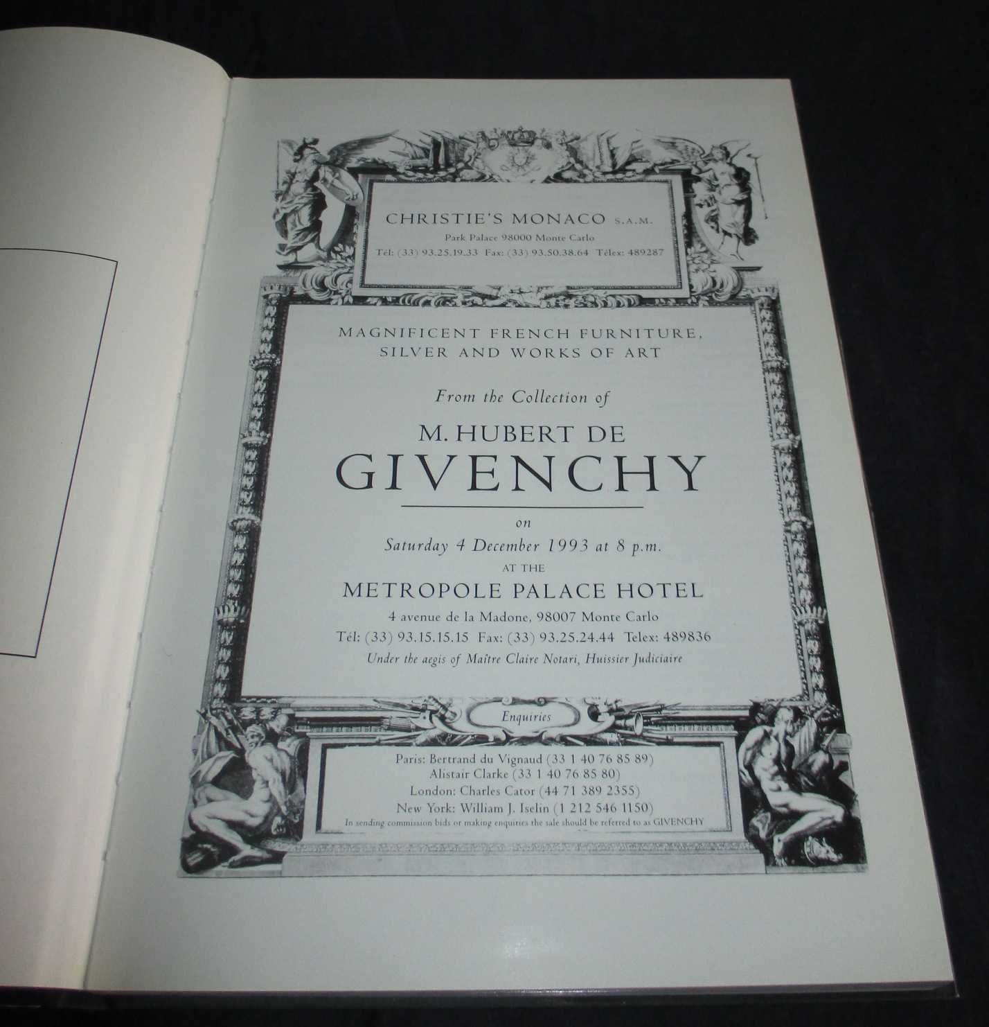 Livro Magnificent French Furniture Collection of Hubert de Givenchy