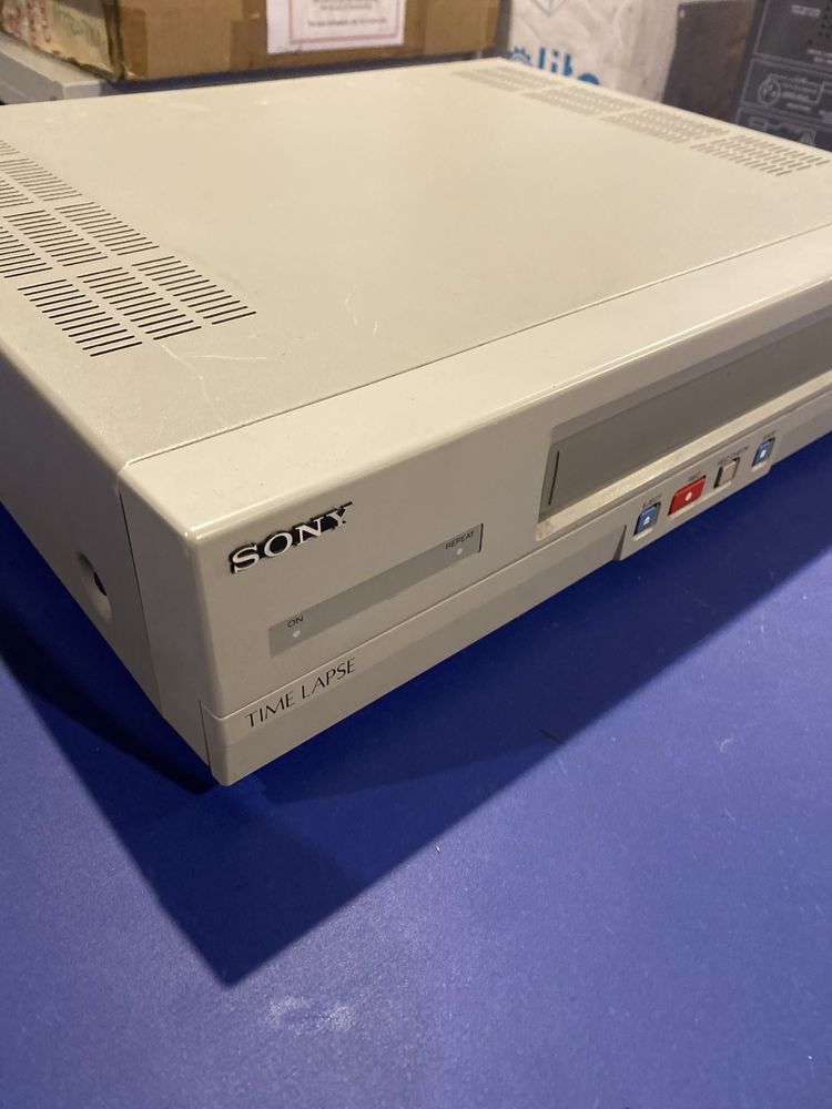 Gravador de Video Casete VHS SONY SVT-L230P