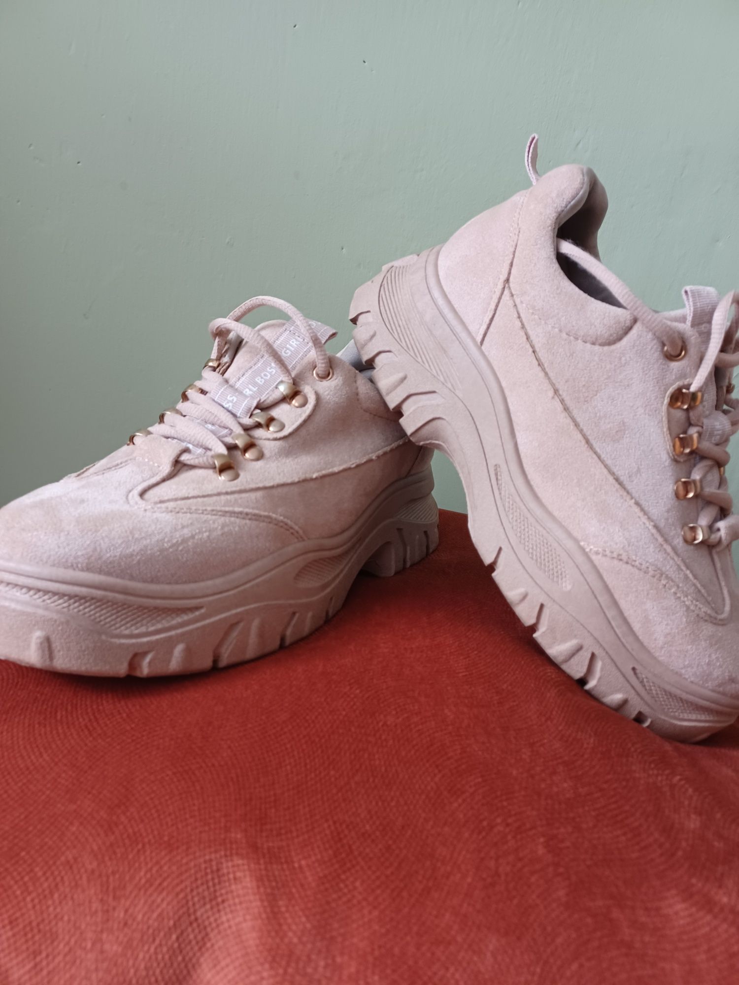 Buty damskie r38