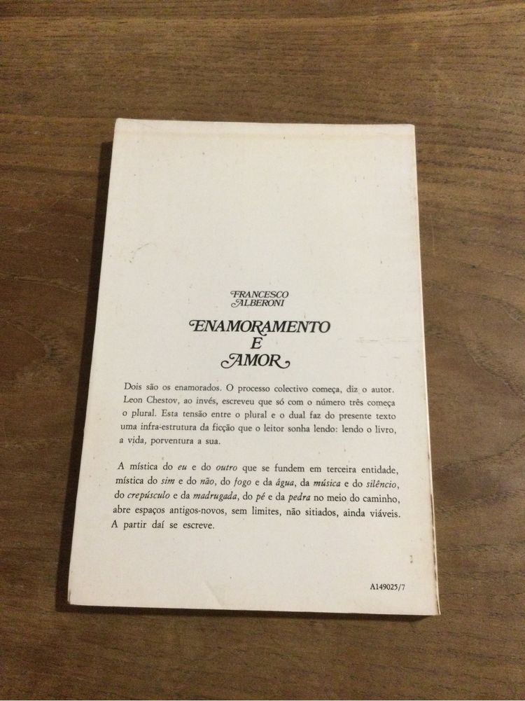 Enamoramento é amor. Francesco Alberoni