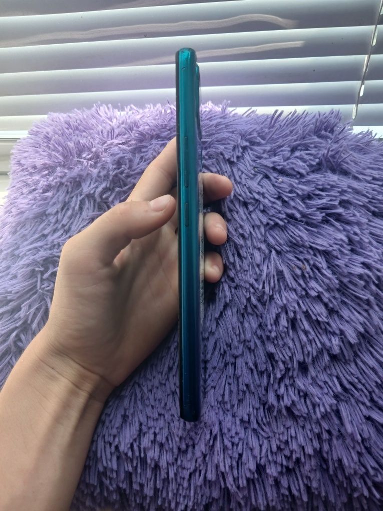 Смартфон Infinix 6