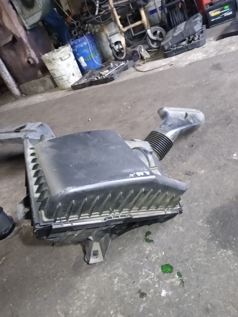 Obudowa filtra powietrza Volvo v70 II S60 I