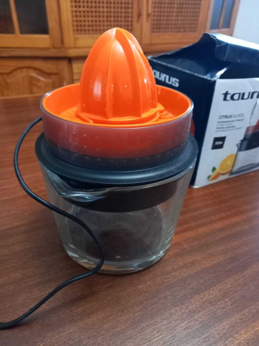 espremedor citrinos Taurus